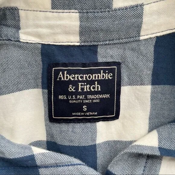 Abercrombie Blue and White Checkered Button Down Shirt - Picture 4 of 5